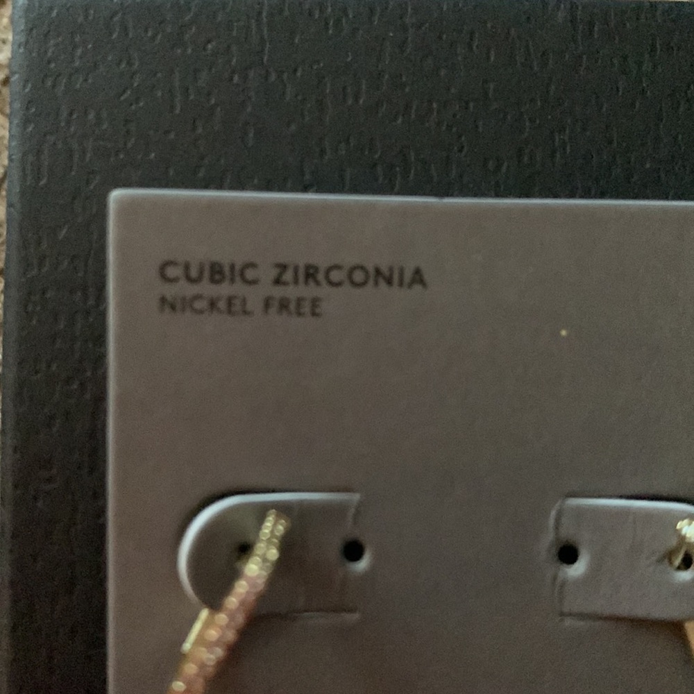 Earrings by Nordstrom Rack - Picture 4 of 7